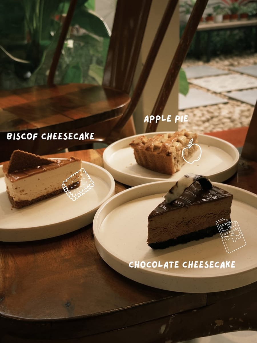 Biscoff cheesecake, apple pie and chocolate cheesecake