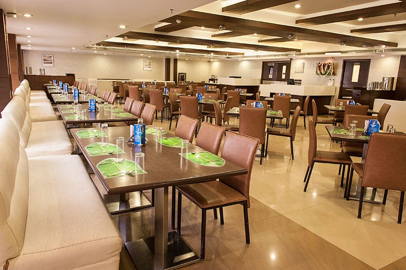 Sagar Ratna dining room