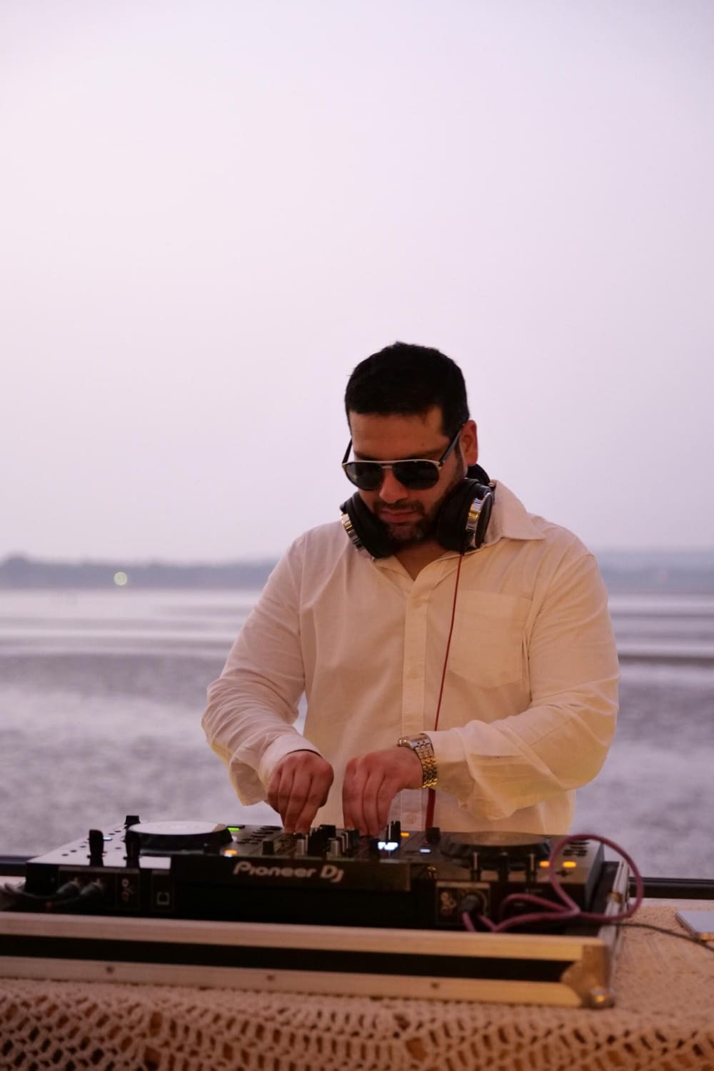 Sundowner DJs