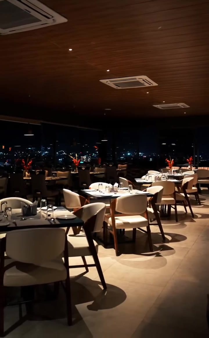 Aroma Sky Lounge