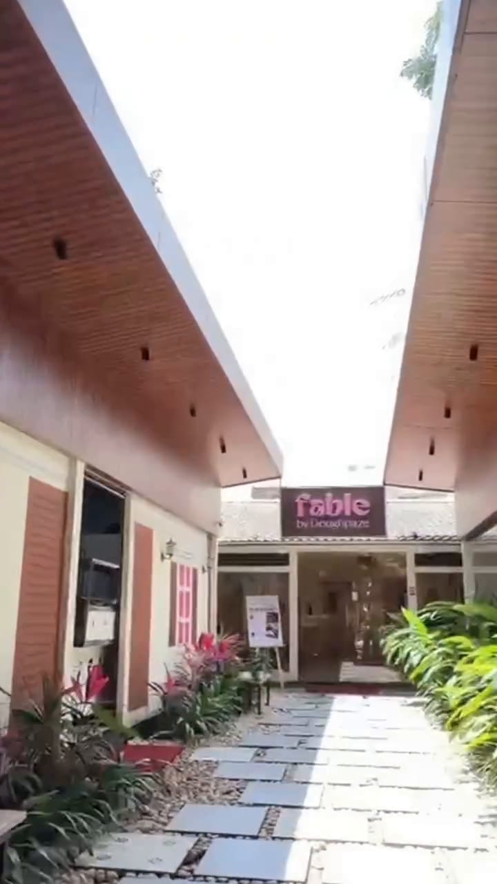 The garden path at Fable