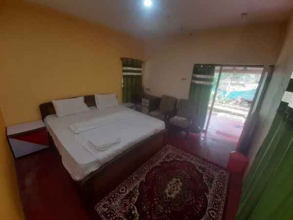 Couple Normal Room